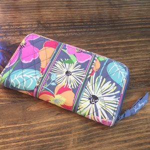 Vera Bradley Zipper Wallet